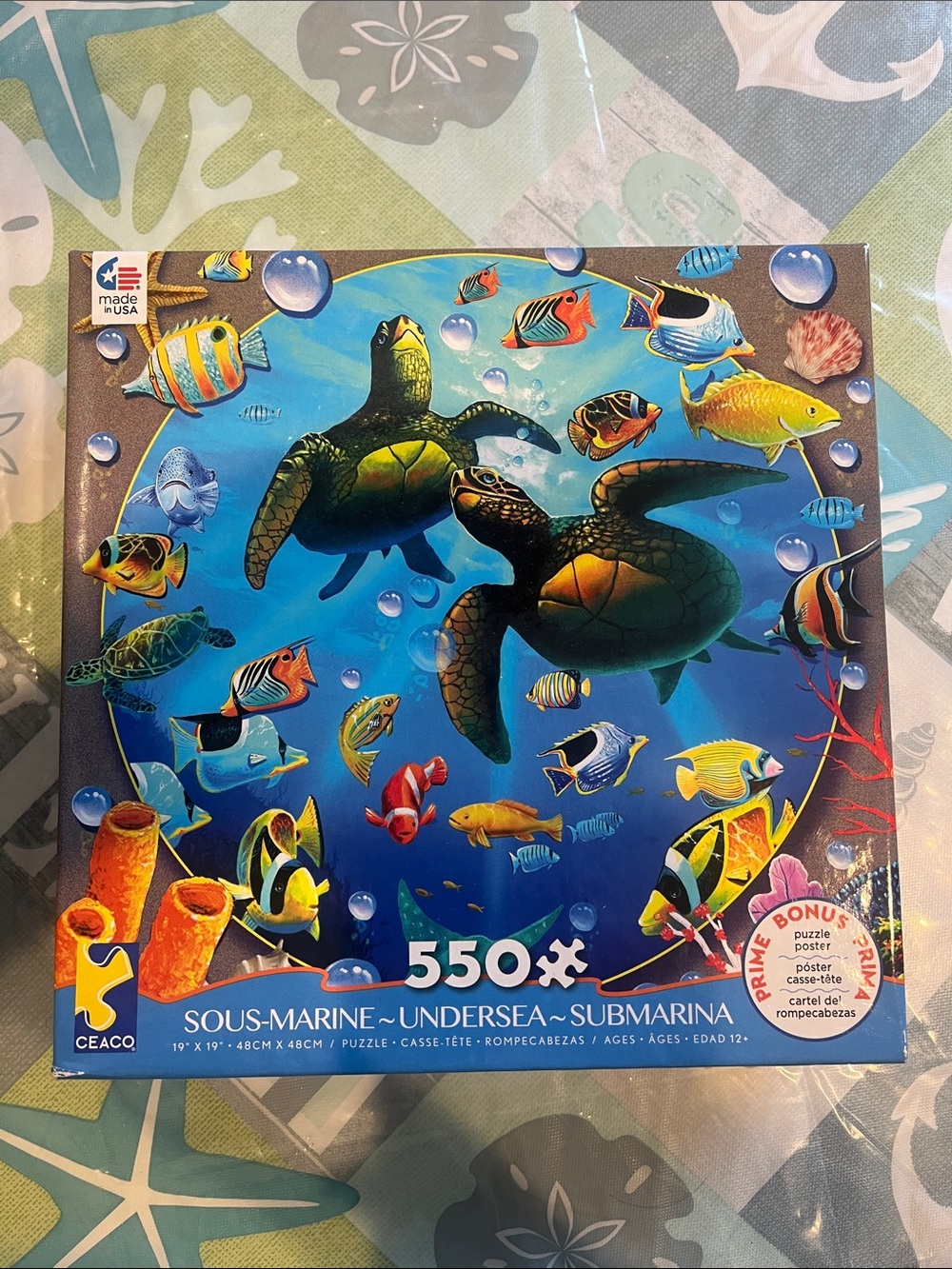 550-Piece Undersea Jigsaw Puzzle - Blue/Green
